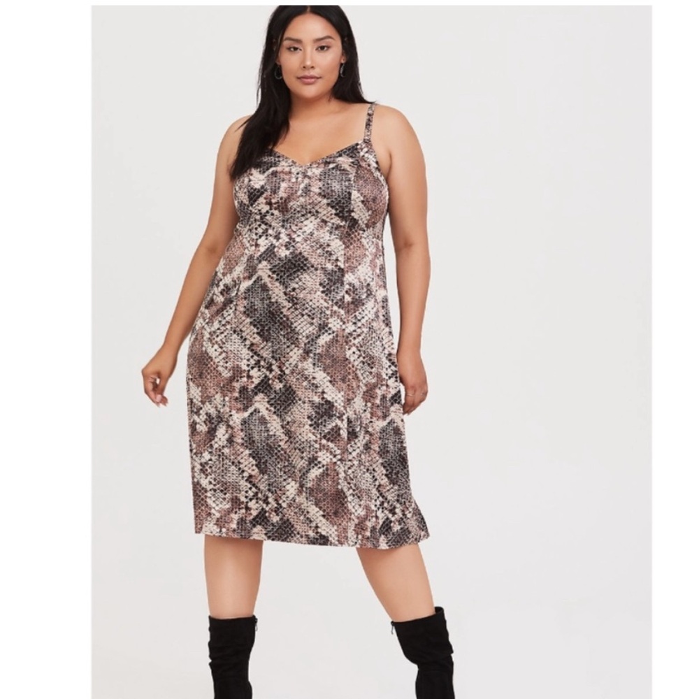 Elegant Snake Print Dress -